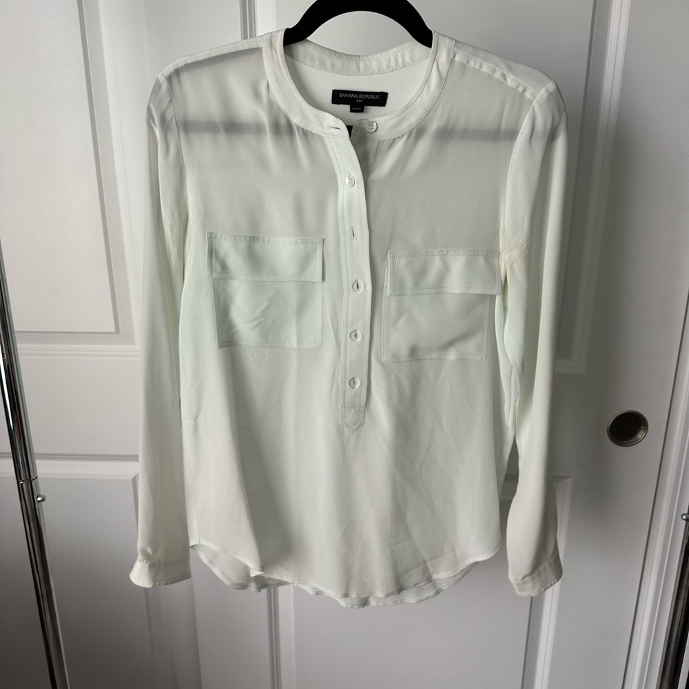 Light Blue Banana Republic silk Blouse
